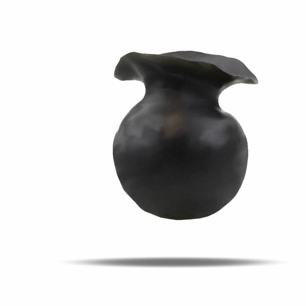 Glatter Rand der Penishülle für besseren Sitz und Anklebeoption an Latexanzüge.